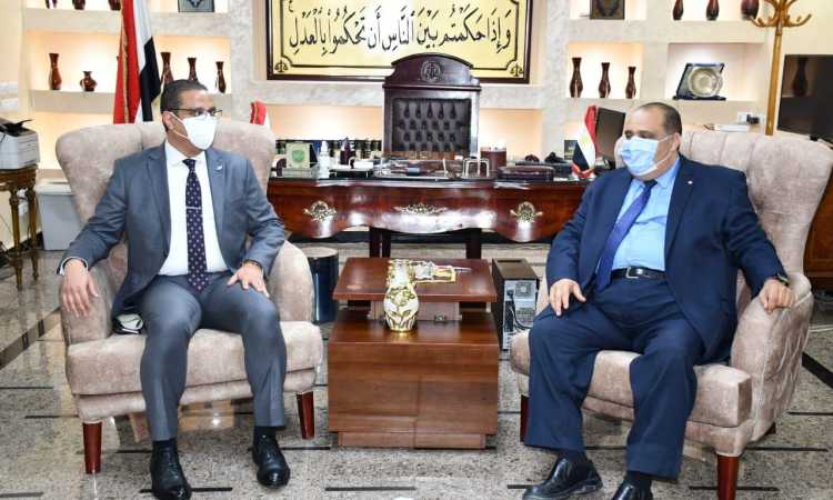 جانب من الزيارة