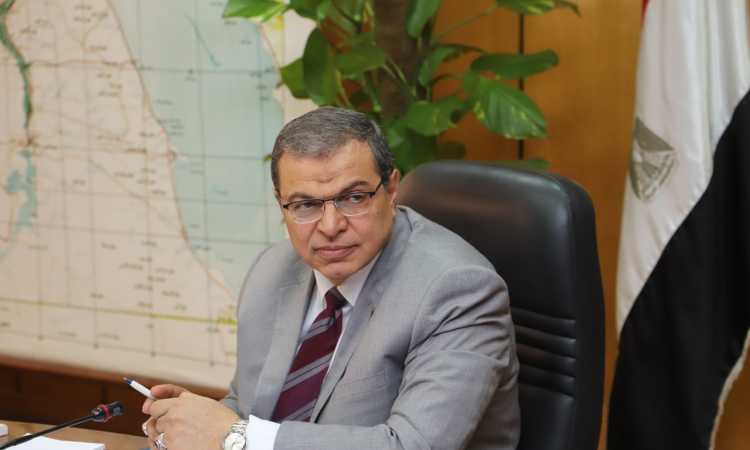 وزير القوى العاملة محمد سعفان