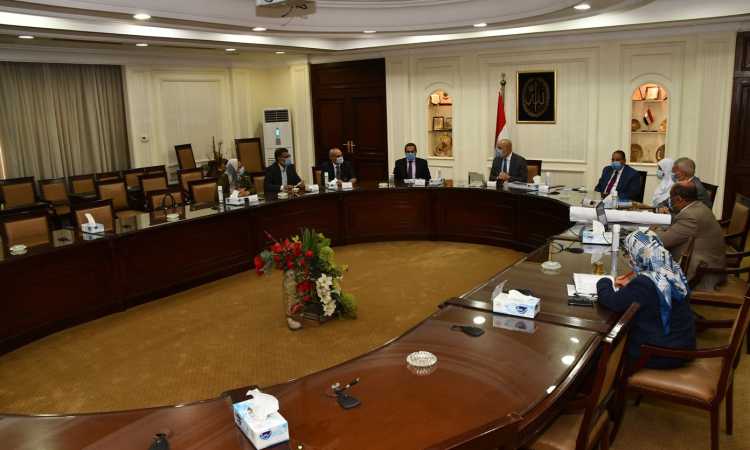 عاصم الجزار - وزير الإسكان