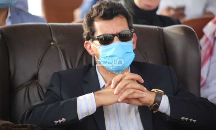 أشرف صبحى