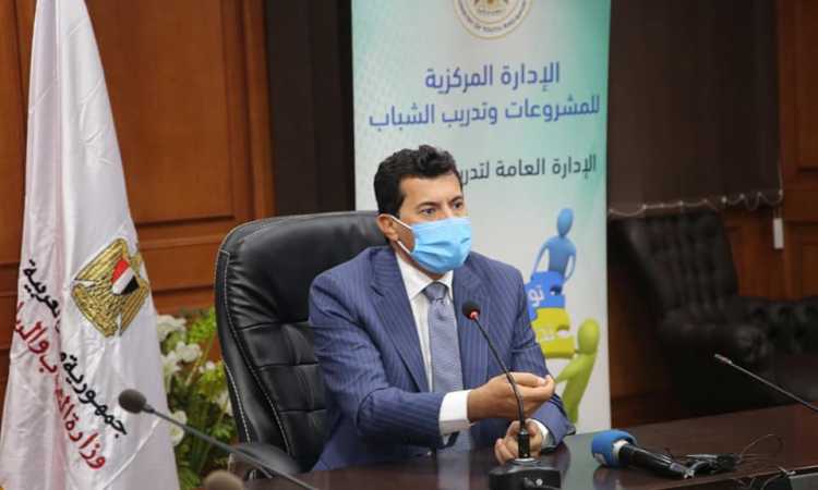 أشرف صبحى وزير الشباب