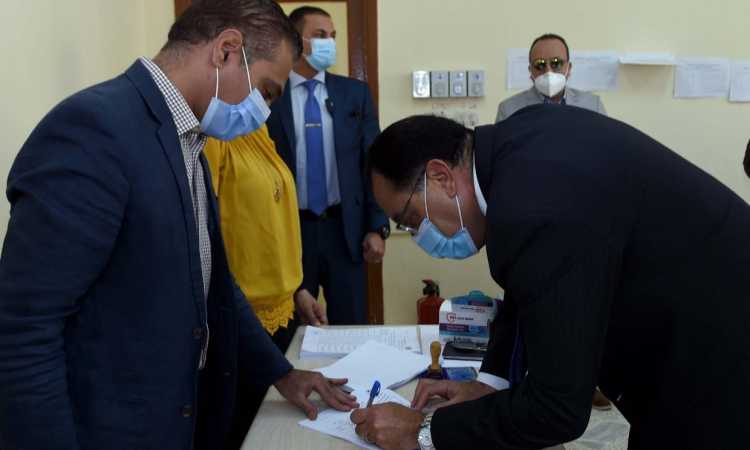 رئيس الوزراء يدلى بصوته فى انتخابات مجلس النواب