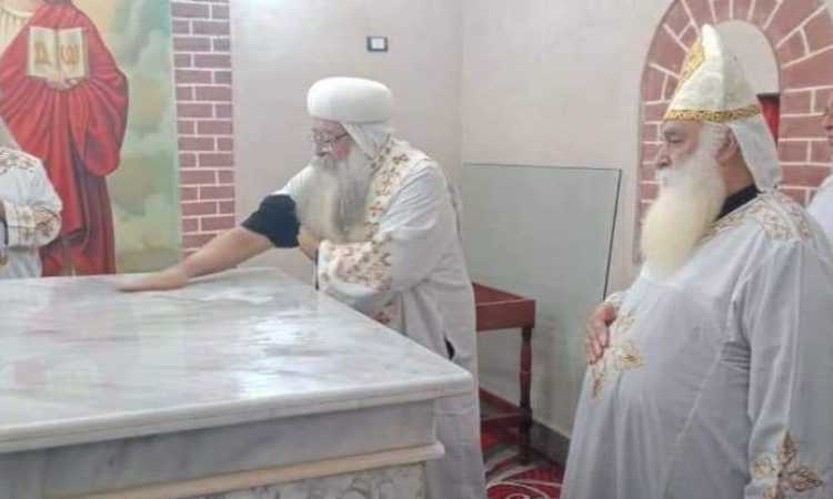 الأنبا تكلا أسقف إيبارشية دشنا