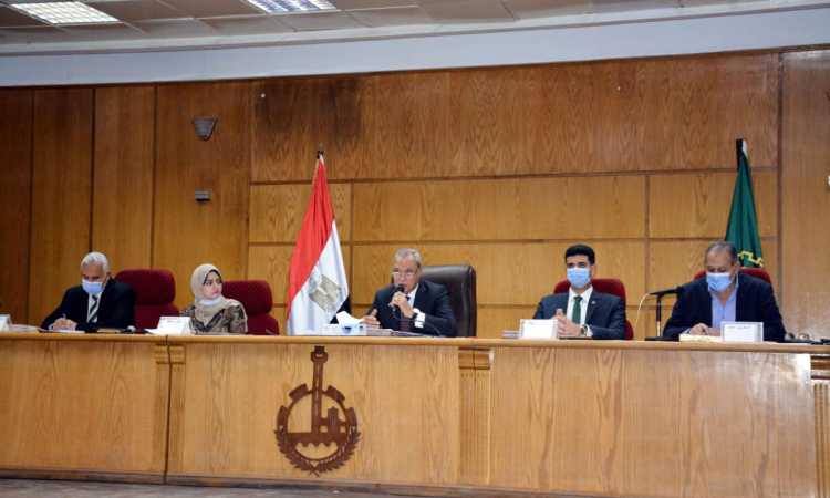 عبد الحميد الهجان محافظ القليوبية