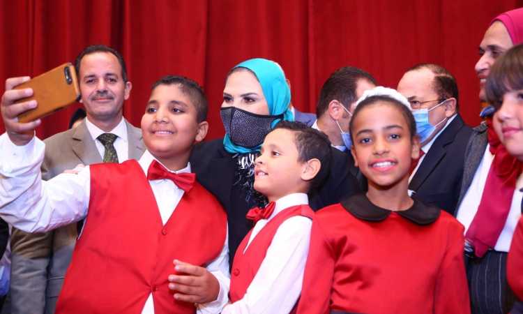 حفل كورال أطفال مصر