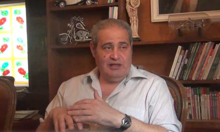 نبيل فاروق
