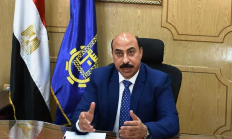 أشرف عطية محافظ أسوان