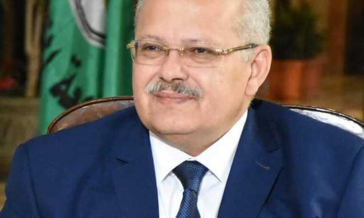 محمد عثمان الخشت رئيس جامعة القاهرة
