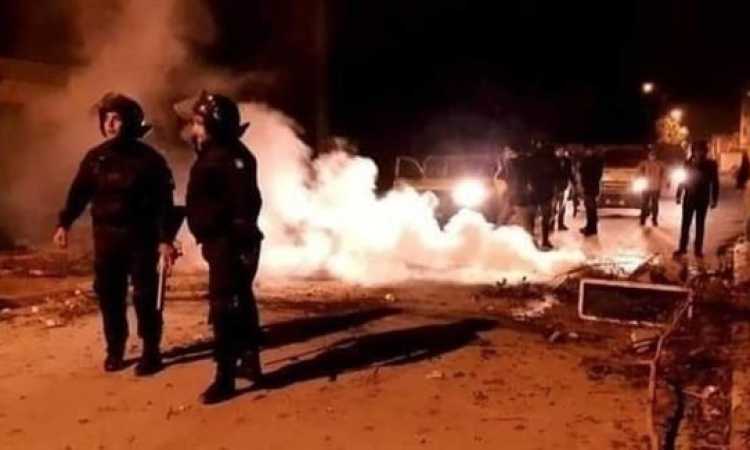 احتجاجات ليلية عنيفة فى تونس