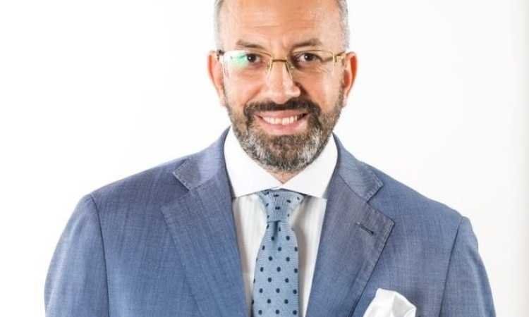 حسام المندوه الحسينى