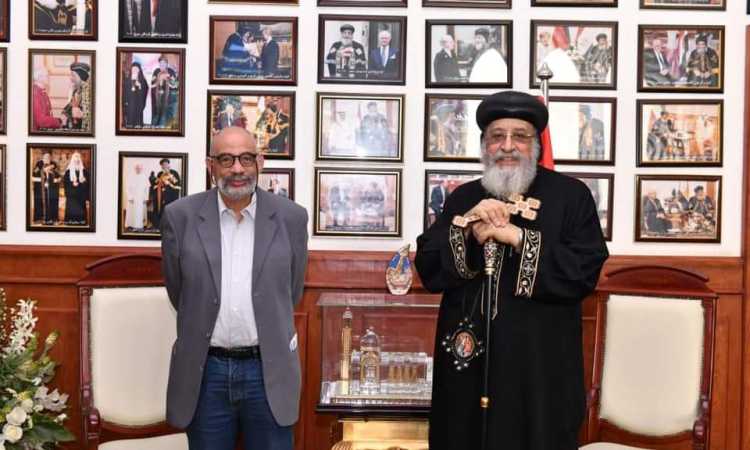 البابا تواضروس يستقبل عالم القبطيات يوحنا نسيم