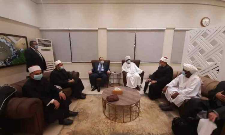 قافلة الأوقاف الدعوية بمطار الخرطوم