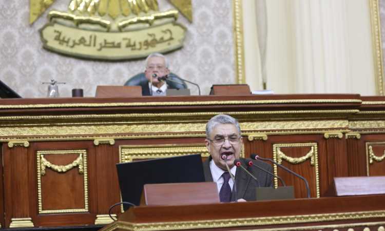 وزير الكهرباء فى البرلمان