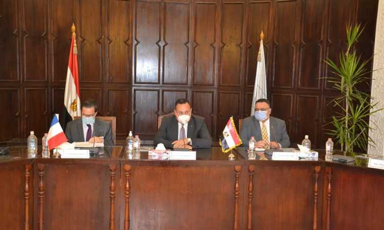 رئيس جامعة الإسكندرية