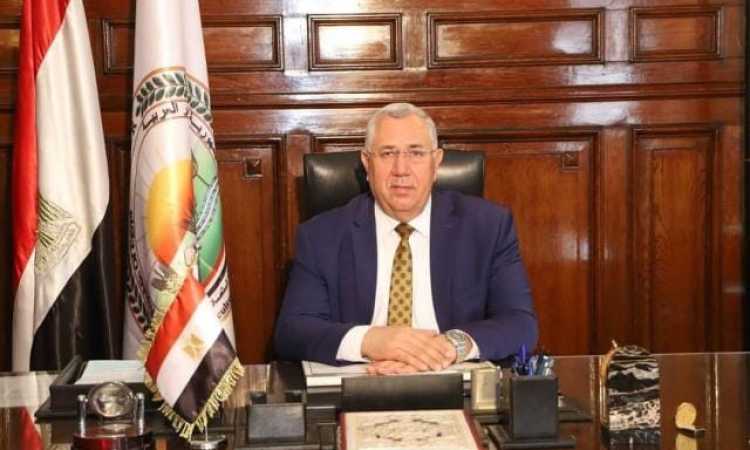 السيد القصير وزير الزراعة