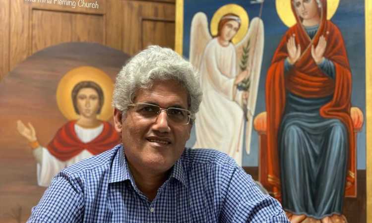 فنان الأيقونة العالمى عادل نصيف