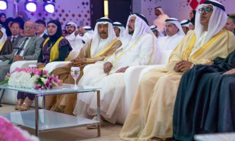 ملتقى الشارقة للتكريم الثقافى