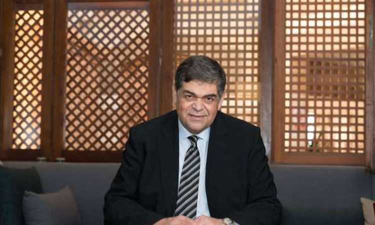 الدكتور أشرف حاتم