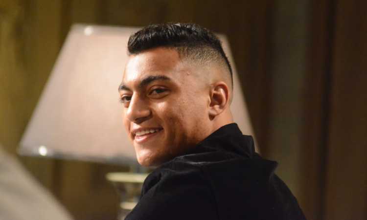 مصطفى محمد مع صاحبة السعادة