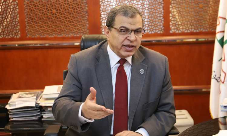وزير القوى العاملة محمد سعفان