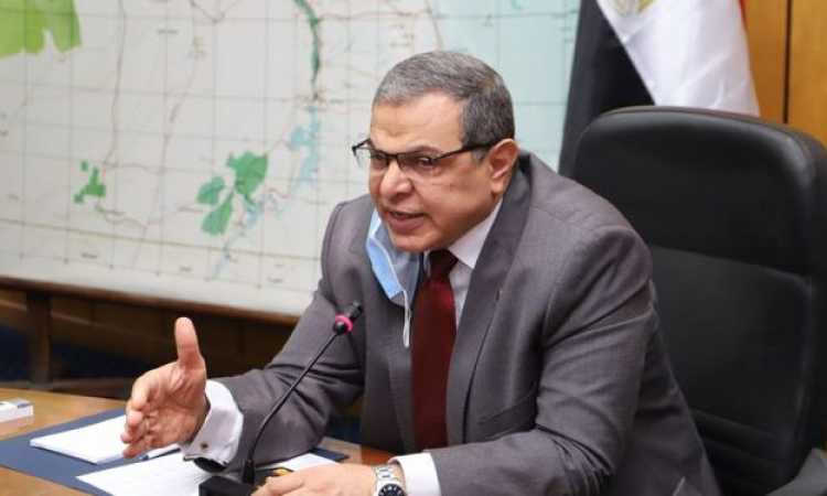 وزير القوى العاملة محمد سعفان