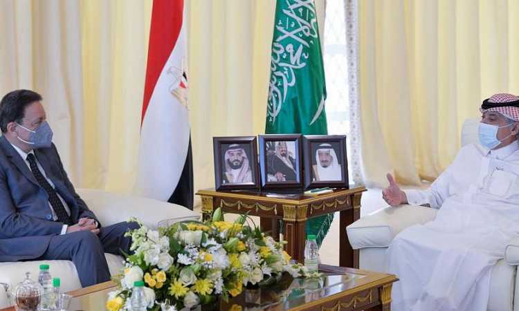 وزير الإعلام السعودى يستقبل كرم جبر
