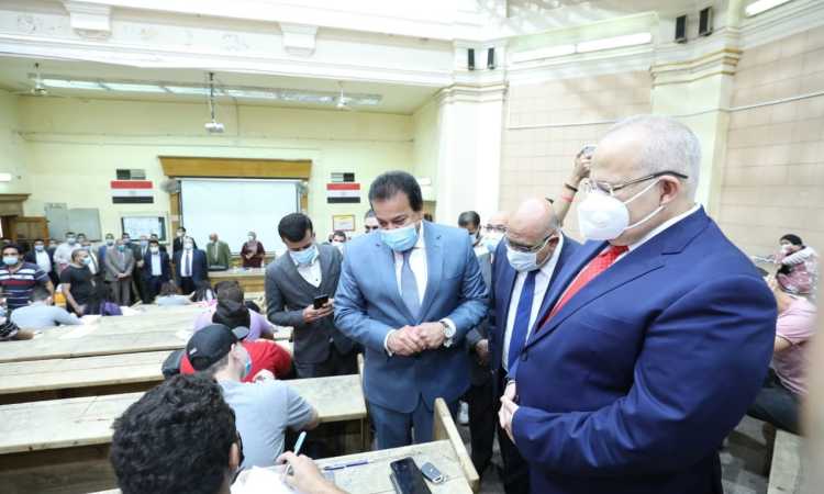 صورة من اللقاء