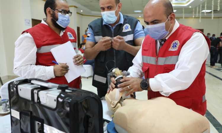 وزيرة الصحة: دورات تدريبية بمعايير عالمية لفرق المسعفين