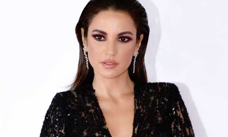 الفنانة درة