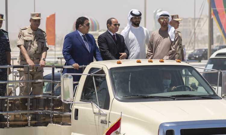 محمد بن زايد والرئيس السيسى
