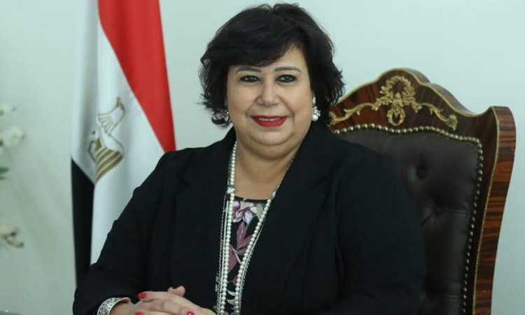 إيناس عبد الدايم وزيرة الثقافة