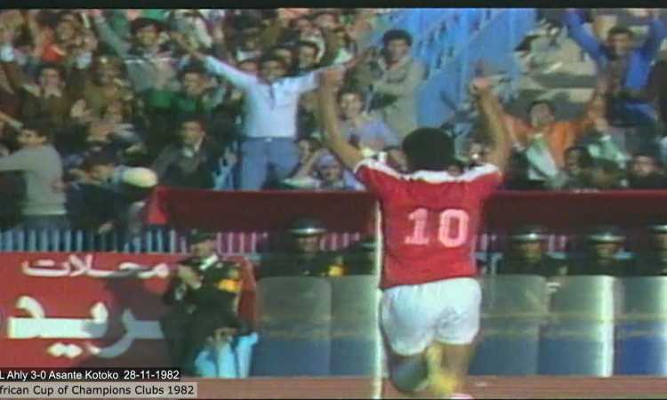 الخطيب فى مباراة كوتوكو عام 1982