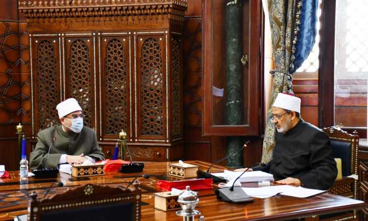 وزير الأوقاف وشيخ الأزهر