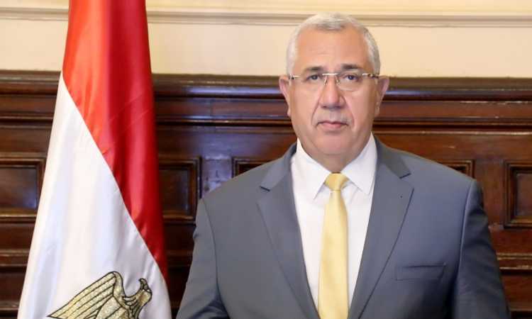 السيد القصير وزير الزراعة