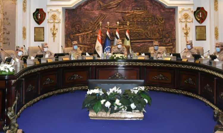 وزير الدفاع