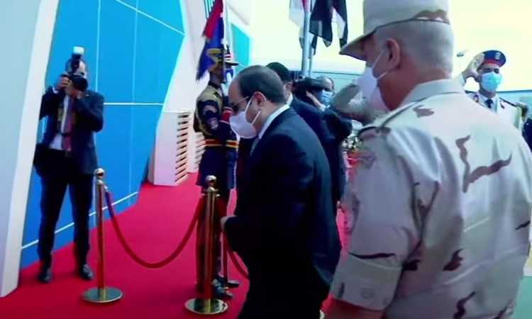 الرئيس  السيسى