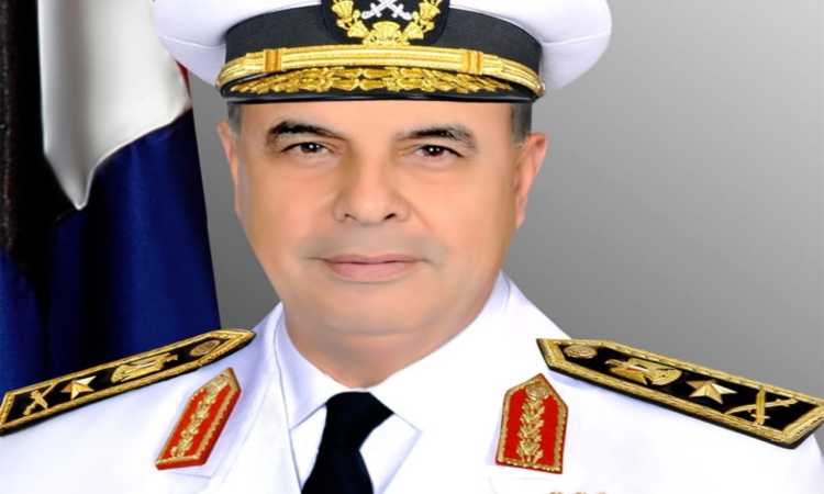 الفريق أحمد خالد حسن سعيد قائد القوات البحرية