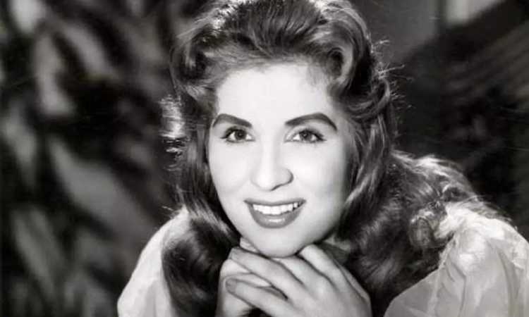 الفنانة صباح