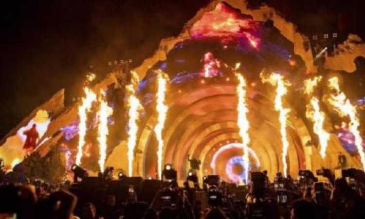 مهرجان أستروورلد