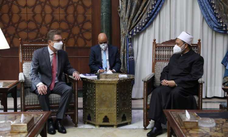 شيخ الأزهر يستقبل السفير الألمانى