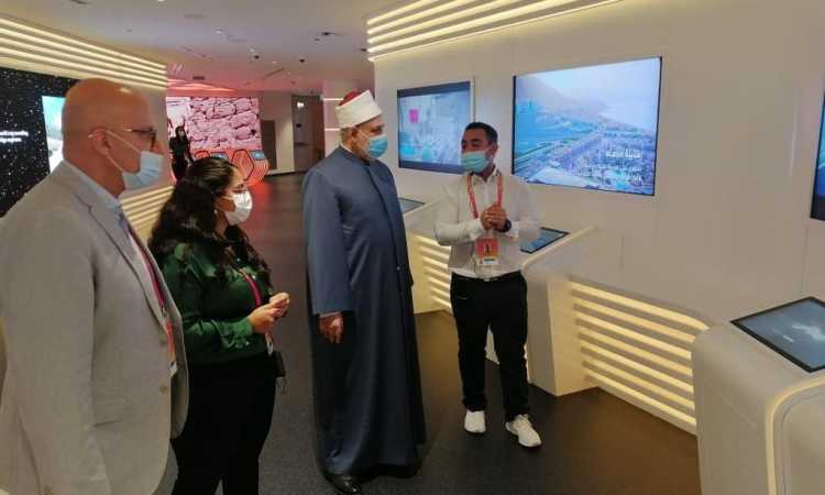 جانب من الزيارة