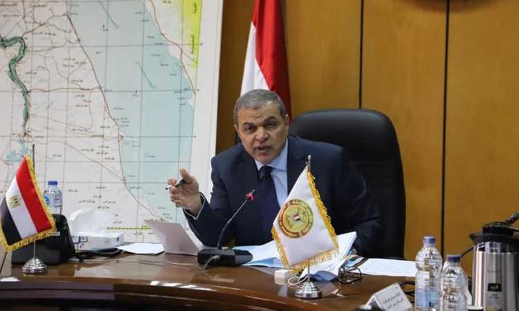 وزير القوى العاملة محمد سعفان