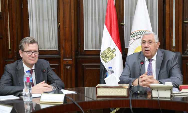السيد القصير ونائب وزير الزراعة الروسى