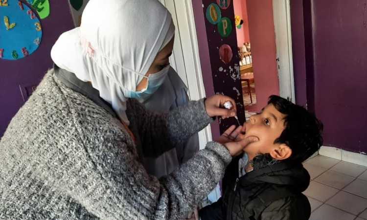 التطعيم ضد شلل الأطفال