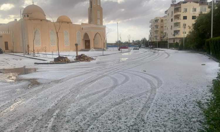 تساقط ثلوج على الغردقة