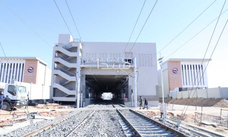 القطار الكهربائى LRT