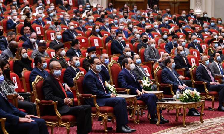 افتتاح السيسى لمؤتمر ومعرض مصر الدولى للبترول