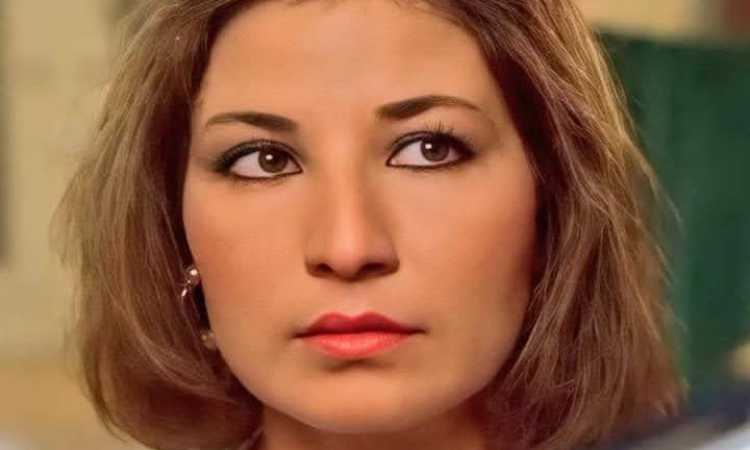 الفنانة جالا فهمى