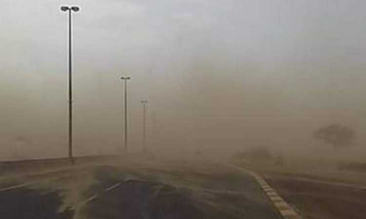 عاصفة ترابية