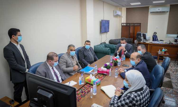 وزير التعليم العالي والبحث العلمي القائم بعمل وزير الصحة